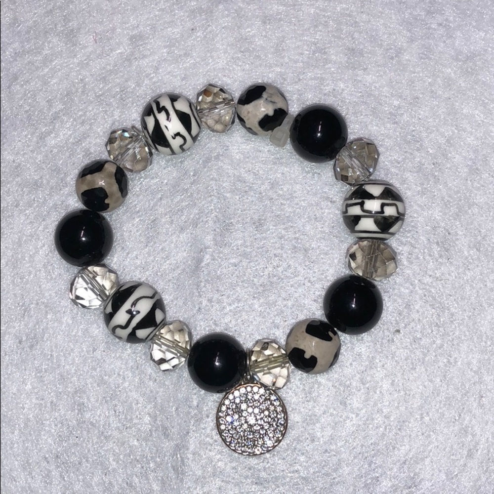 Elegant Black and White bracelet